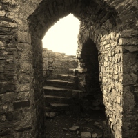 Portals 24: door, steps